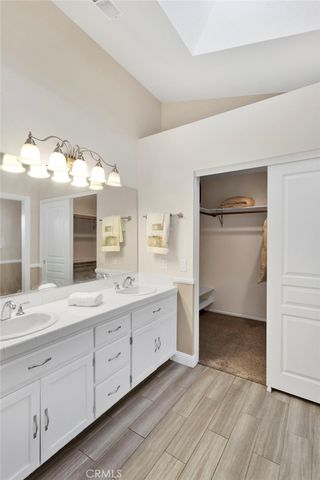 11525 Mountian Meadow, Apple Valley, CA 92308