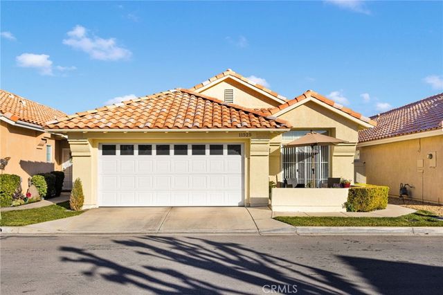 11525 Mountian Meadow, Apple Valley, CA 92308