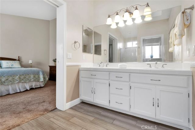 11525 Mountian Meadow, Apple Valley, CA 92308