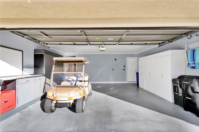 11525 Mountian Meadow, Apple Valley, CA 92308