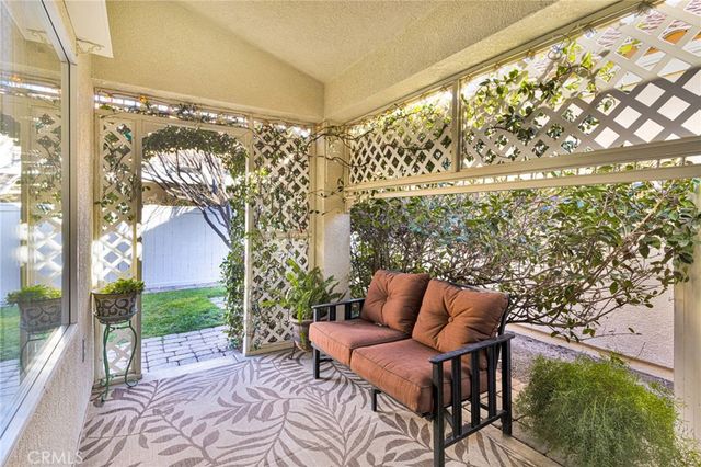 11525 Mountian Meadow, Apple Valley, CA 92308