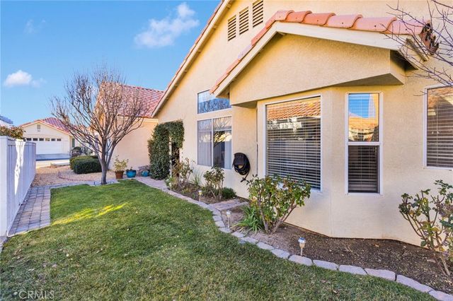 11525 Mountian Meadow, Apple Valley, CA 92308