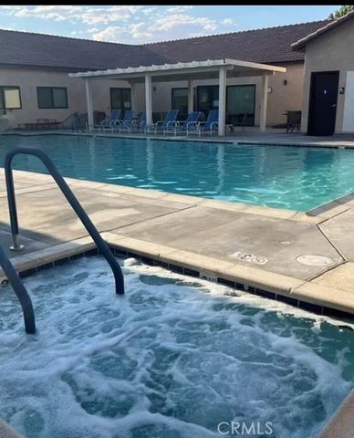 11525 Mountian Meadow, Apple Valley, CA 92308