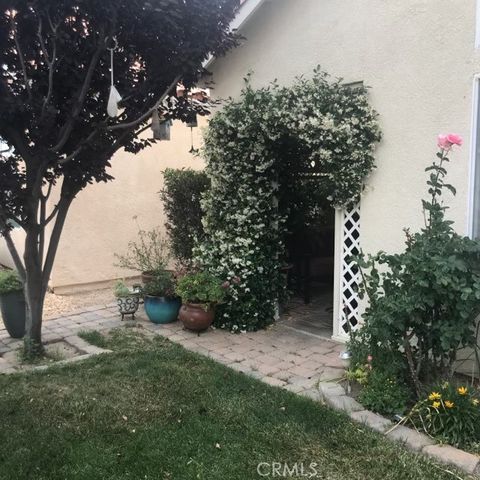 11525 Mountian Meadow, Apple Valley, CA 92308