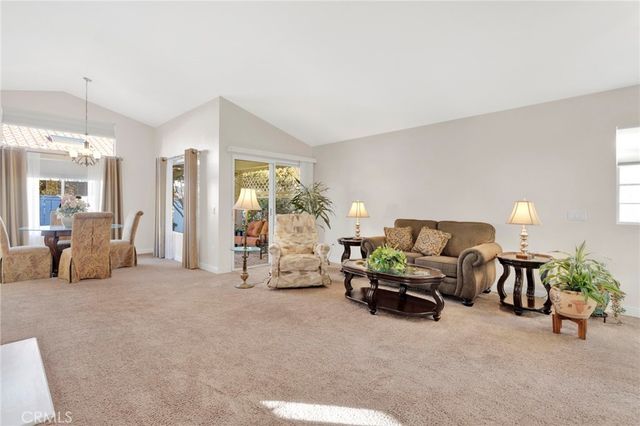 11525 Mountian Meadow, Apple Valley, CA 92308