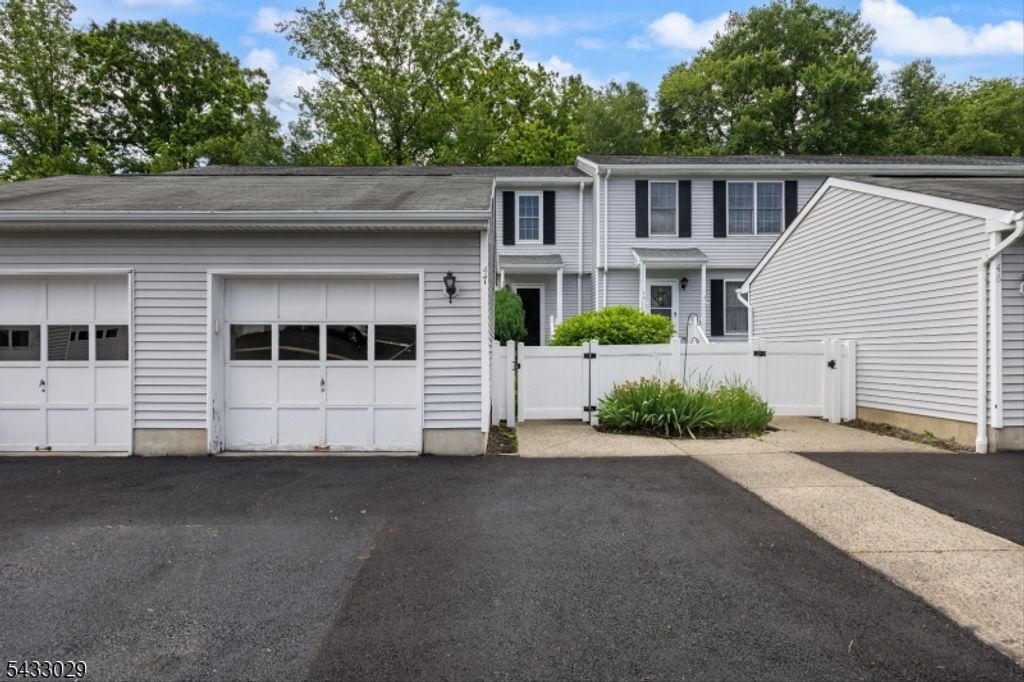 400 E Randolph Ave, Mine Hill Twp., NJ 07803 — exterior