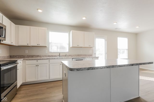 13781 N Rising Sun Circle E, Camby, IN 46113