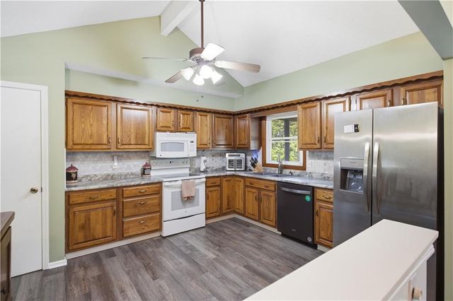 2300 NW 84th Terrace, Kansas City, MO 64154