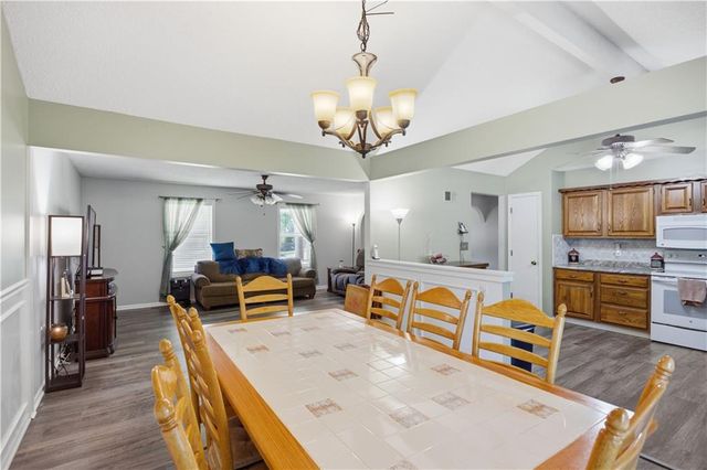 2300 NW 84th Terrace, Kansas City, MO 64154