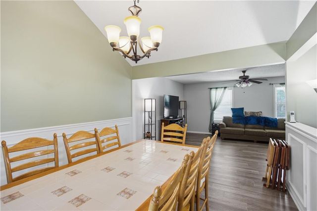 2300 NW 84th Terrace, Kansas City, MO 64154