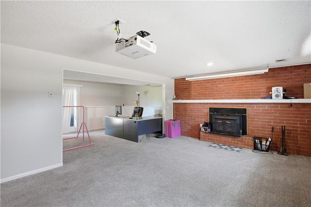 2300 NW 84th Terrace, Kansas City, MO 64154
