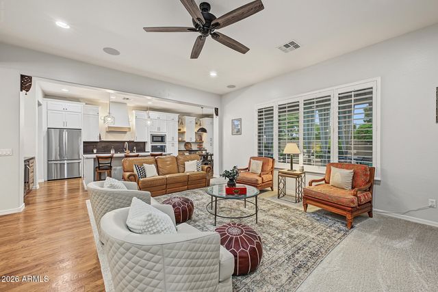 2950 E DERRINGER Way, Gilbert, AZ 85297
