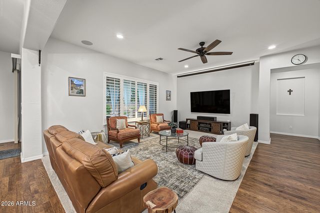 2950 E DERRINGER Way, Gilbert, AZ 85297