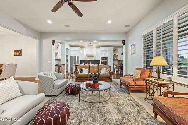 2950 E DERRINGER Way, Gilbert, AZ 85297