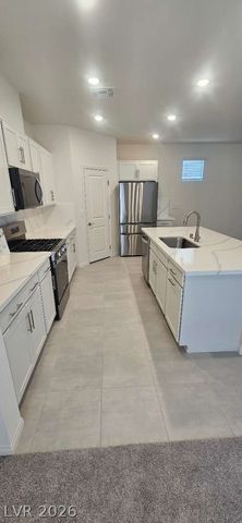 7376 Daly Grove Street, Las Vegas, NV 89113