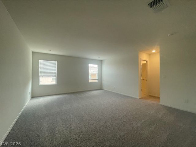 7376 Daly Grove Street, Las Vegas, NV 89113