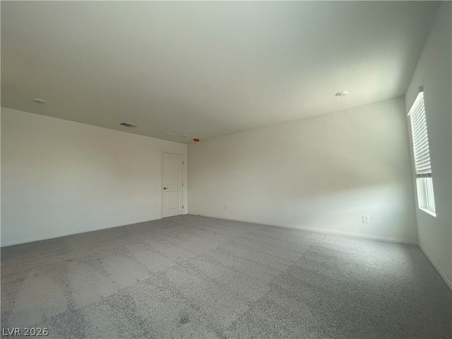7376 Daly Grove Street, Las Vegas, NV 89113