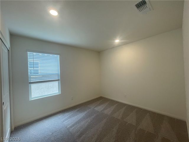 7376 Daly Grove Street, Las Vegas, NV 89113