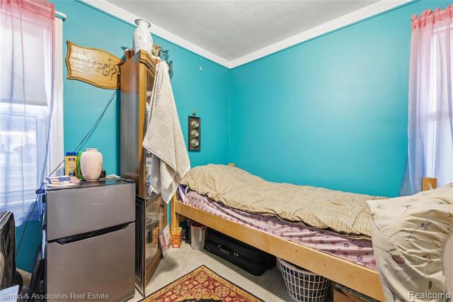 3115 Wilson Avenue, Lincoln Park, MI 48146