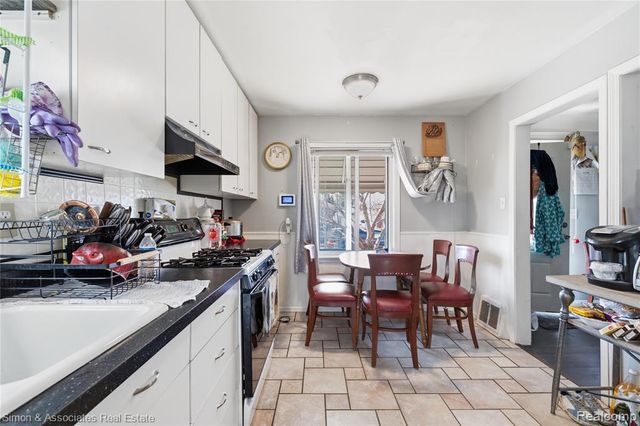 3115 Wilson Avenue, Lincoln Park, MI 48146