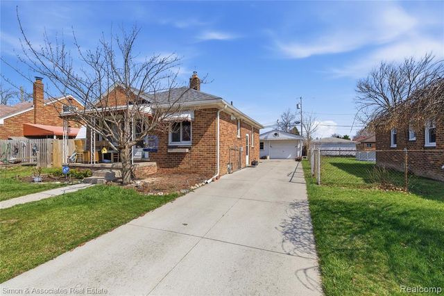 3115 Wilson Avenue, Lincoln Park, MI 48146