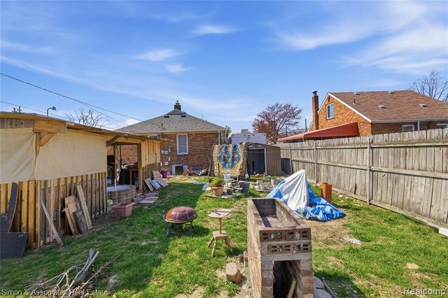 3115 Wilson Avenue, Lincoln Park, MI 48146