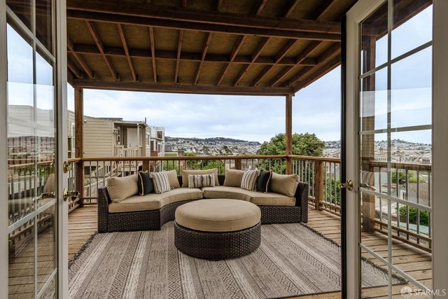 530 Avalon Avenue, San Francisco, CA 94112