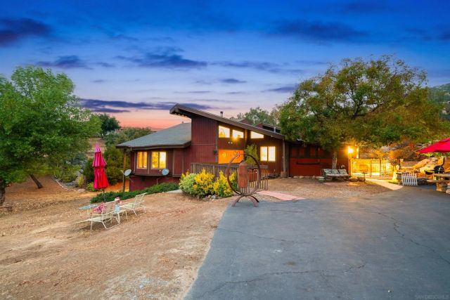 2410 Mount Elena Way, Jamul, CA 91935