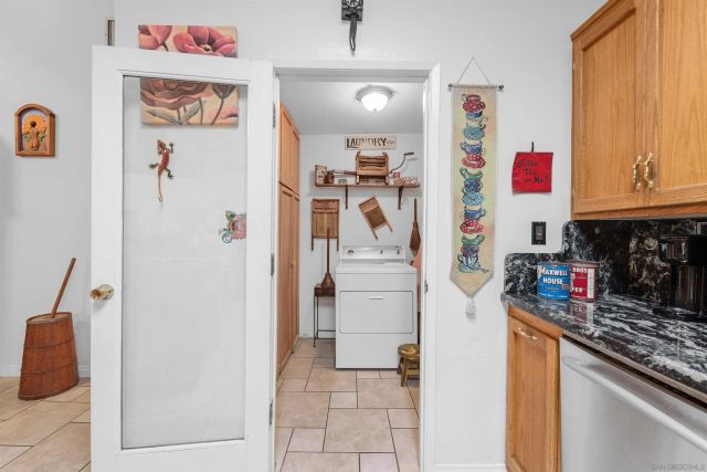 2410 Mount Elena Way, Jamul, CA 91935