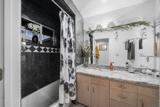 2410 Mount Elena Way, Jamul, CA 91935