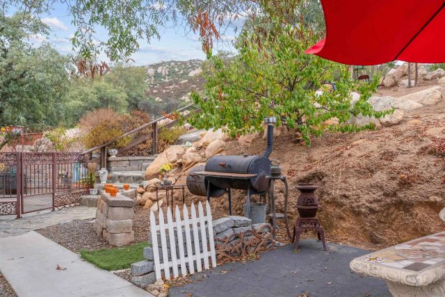 2410 Mount Elena Way, Jamul, CA 91935