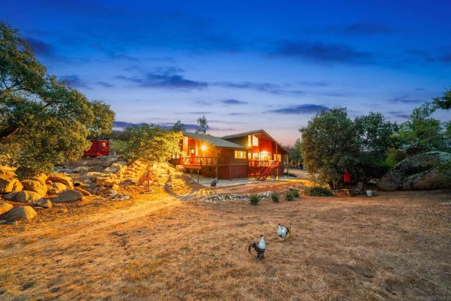 2410 Mount Elena Way, Jamul, CA 91935