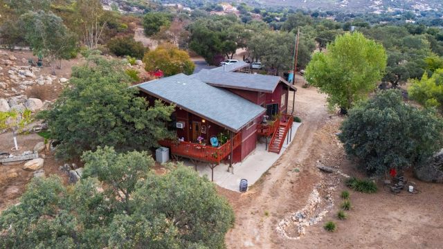 2410 Mount Elena Way, Jamul, CA 91935