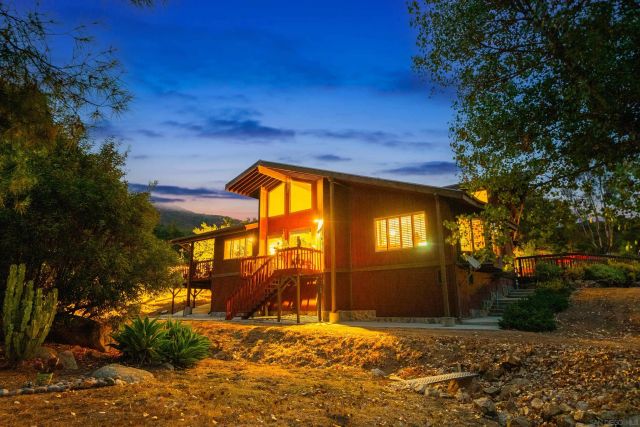 2410 Mount Elena Way, Jamul, CA 91935