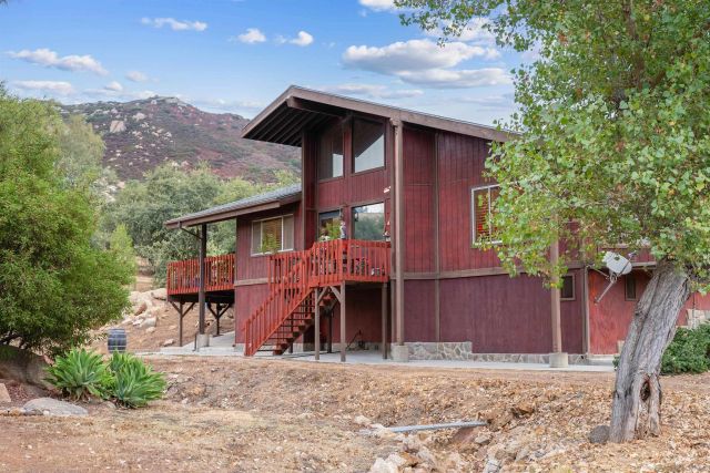 2410 Mount Elena Way, Jamul, CA 91935