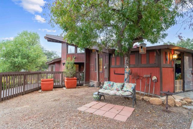 2410 Mount Elena Way, Jamul, CA 91935