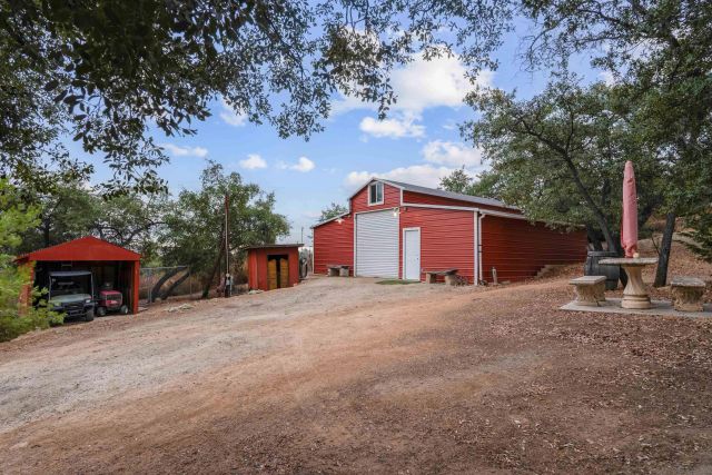 2410 Mount Elena Way, Jamul, CA 91935