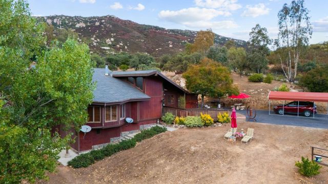 2410 Mount Elena Way, Jamul, CA 91935