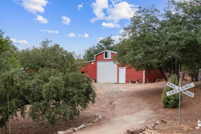 2410 Mount Elena Way, Jamul, CA 91935
