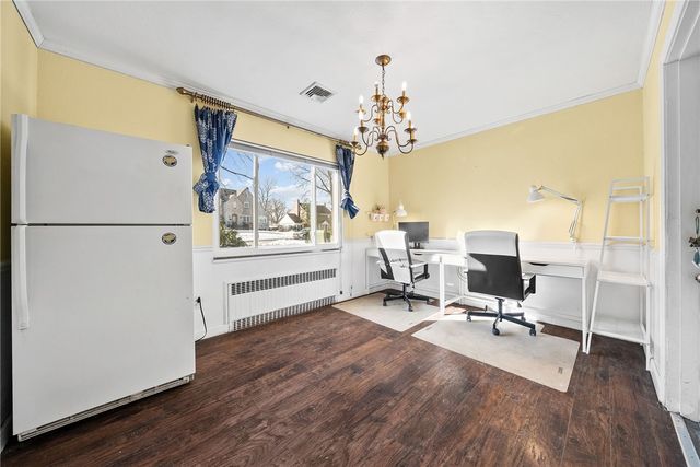 1111 Firwood Dr, Mt Lebanon, PA 15243