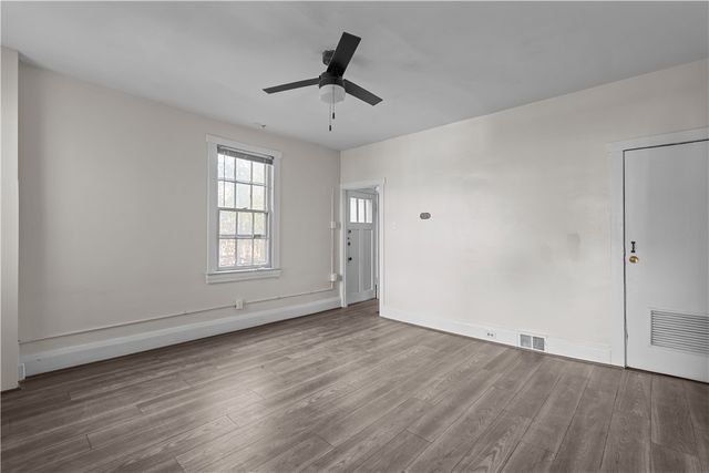1428 Adams, Manchester, PA 15233