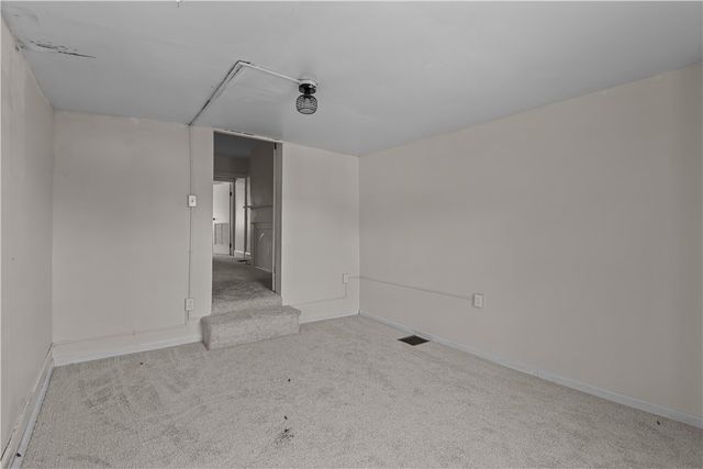 1428 Adams, Manchester, PA 15233