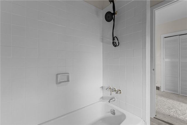 1428 Adams, Manchester, PA 15233