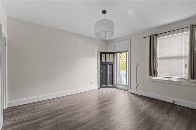 1428 Adams, Manchester, PA 15233