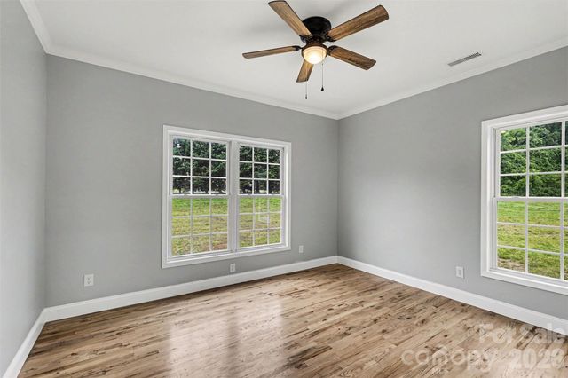 1060 Moss Lake Drive, Clover, SC 29710