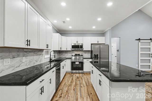 1060 Moss Lake Drive, Clover, SC 29710