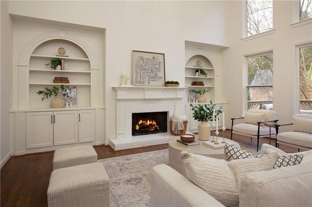 904 Stream Valley Trail, Alpharetta, GA 30022