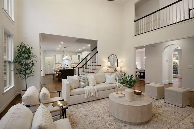 904 Stream Valley Trail, Alpharetta, GA 30022