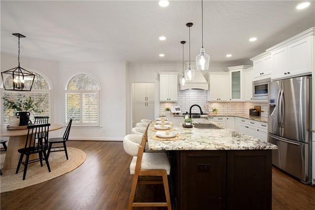 904 Stream Valley Trail, Alpharetta, GA 30022