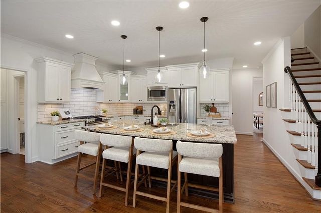 904 Stream Valley Trail, Alpharetta, GA 30022